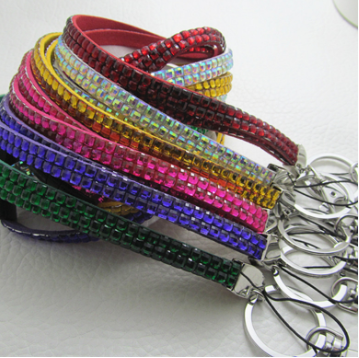 diamante lanyard