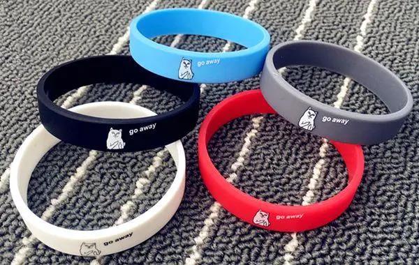 Custom Silicone Wristbands