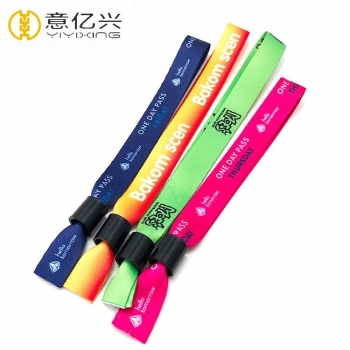 customized lanyards